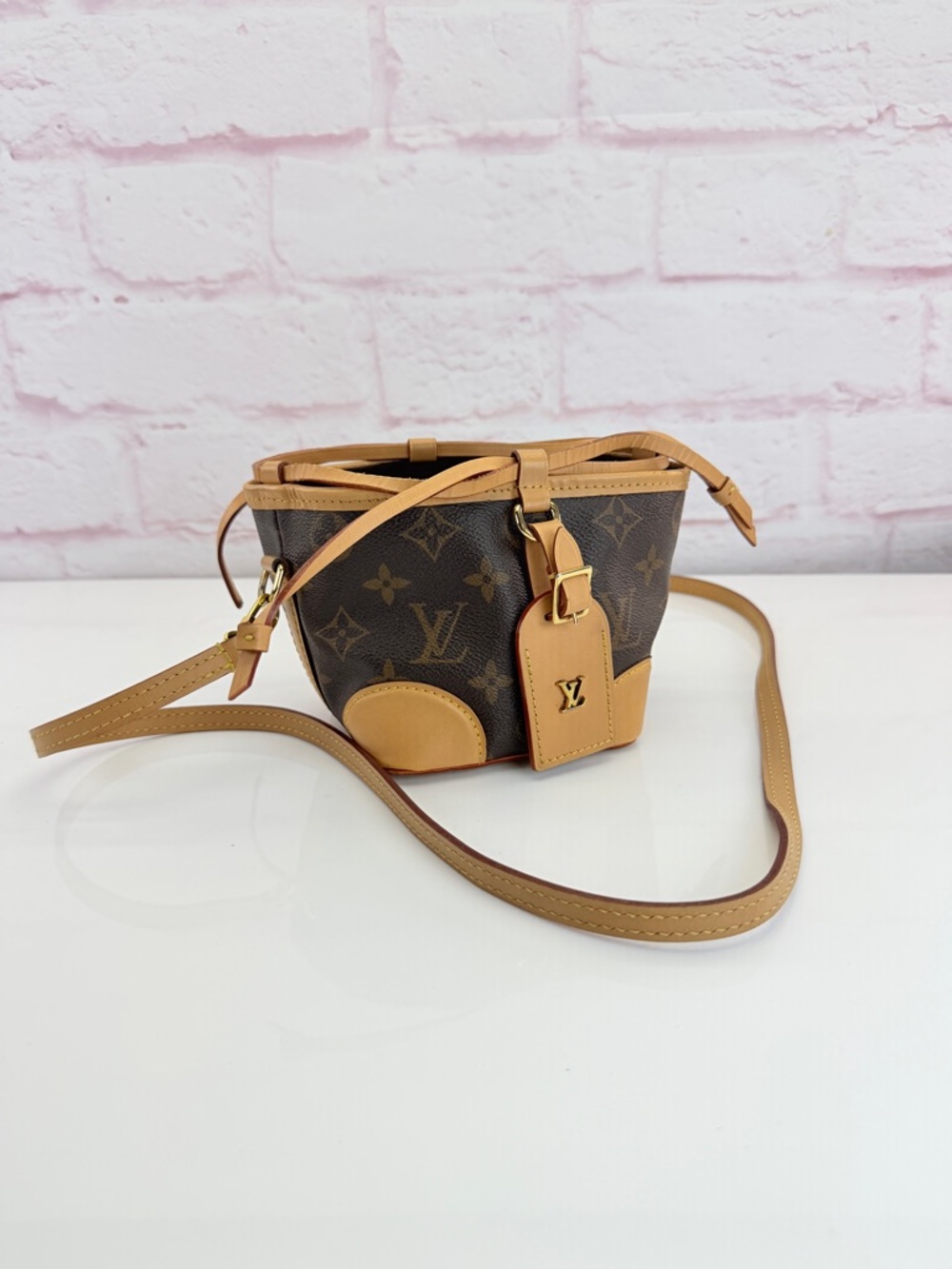 Louis Vuitton Monogram Mini Noe Bucket Bag - Picture 2 of 15